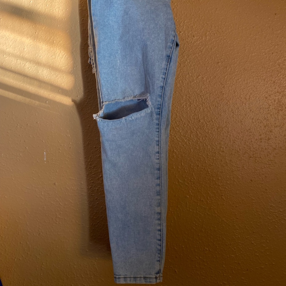 Ripped jeans